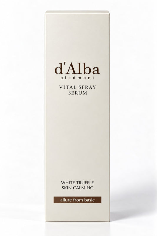 Flacon spray d'Alba Piedmont Vital Spray Serum à la truffe blanche sur fond blanc