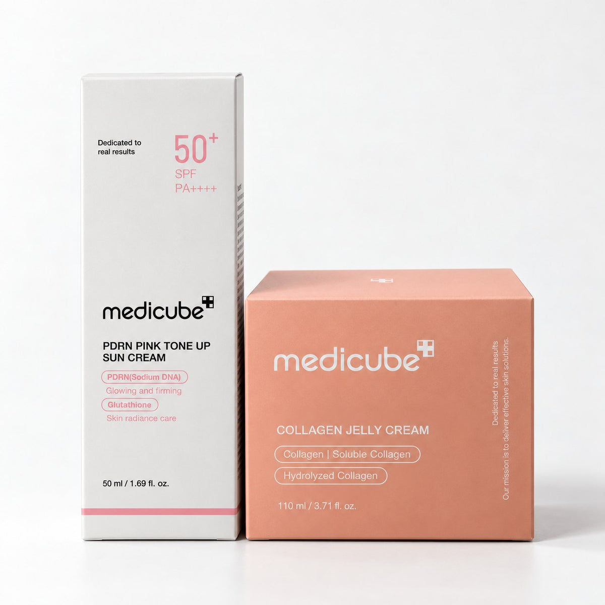 Pack Medicube : PDRN Pink Tone Up Sun Cream SPF50+ et Collagen Jelly Cream sur fond blanc